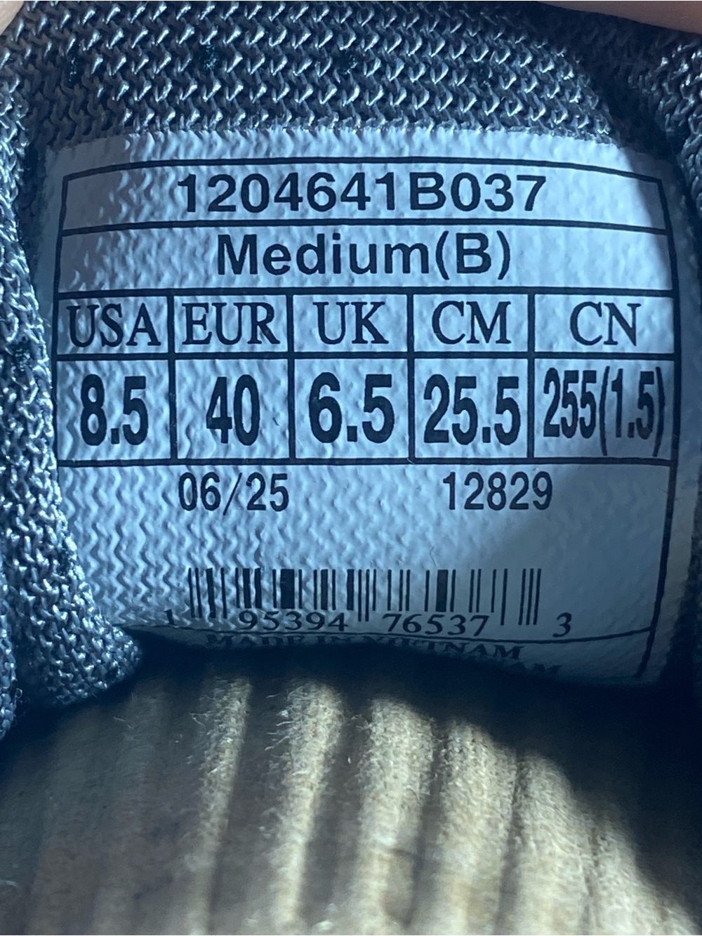 Brooks ghost Trail women’s shoe size 8.5 - Picture 11 of 11